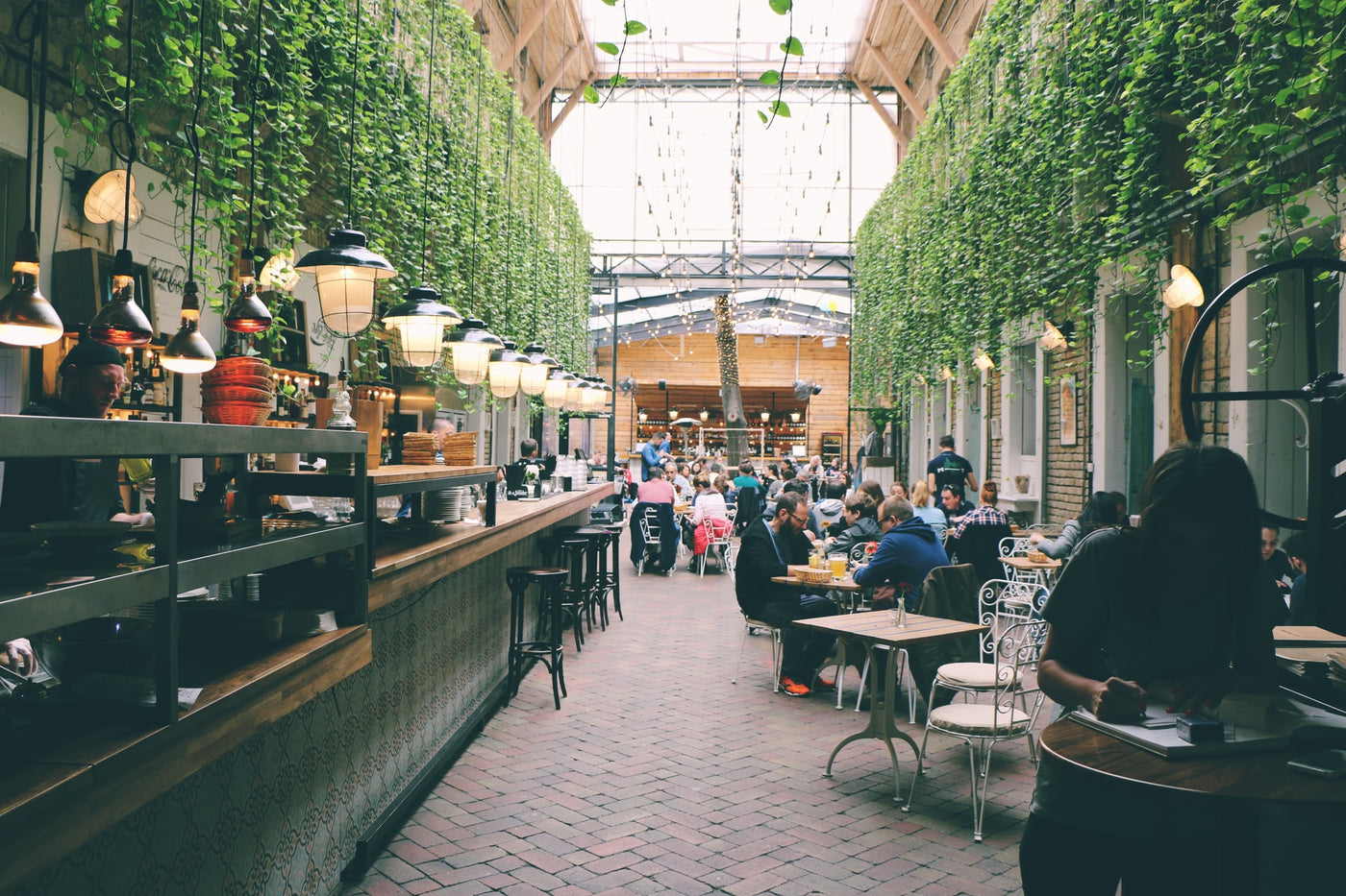 3 of our favourite bars and restaurants that are plant heaven