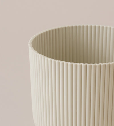 Linen White Pot with Self-Watering Insert (18cm)