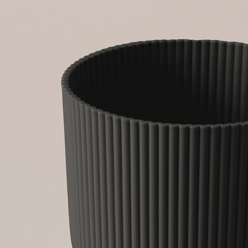 Dark Grey Elho Vibes Pot (18cm)