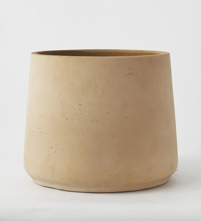 Clay Concrete Patt Pot
