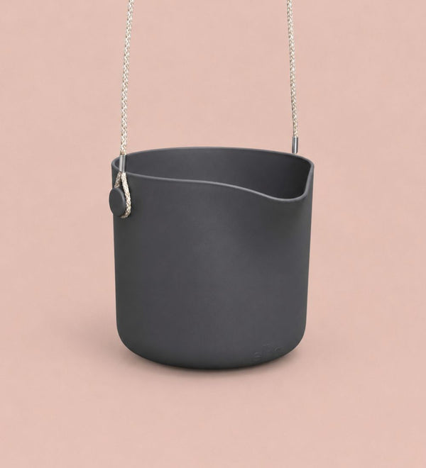 Black Swing Pot 18cm