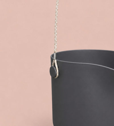 Black Swing Pot 18cm