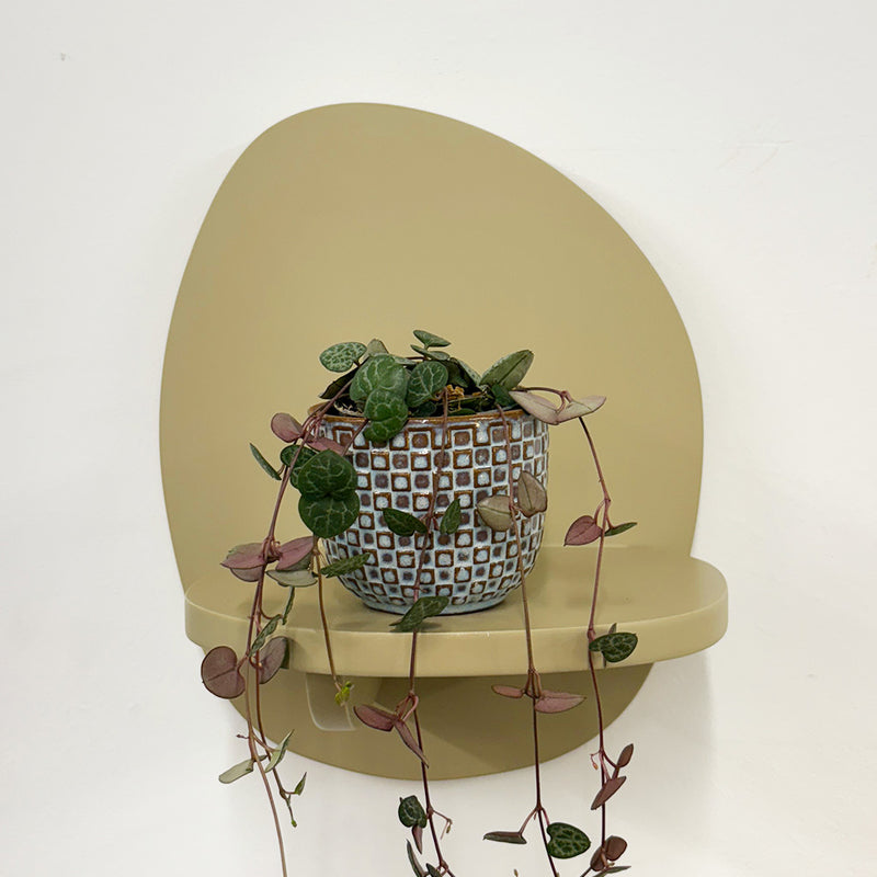 Mini String of Hearts & Pot