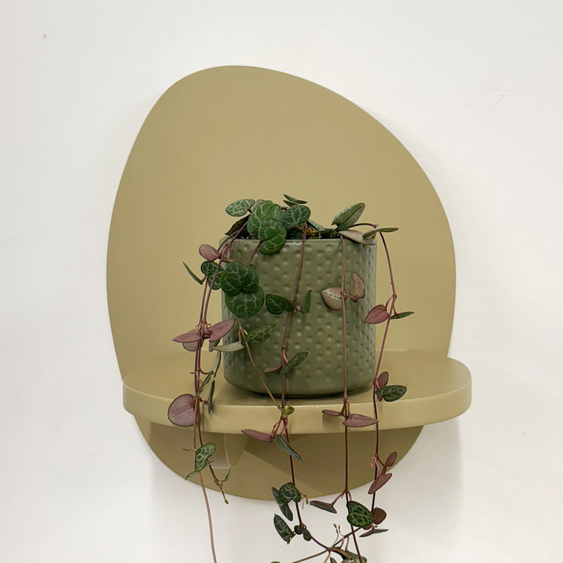 Mini String of Hearts & Pot