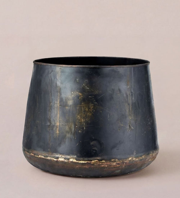 Nkuku Endo Recycled Planter (37cm)