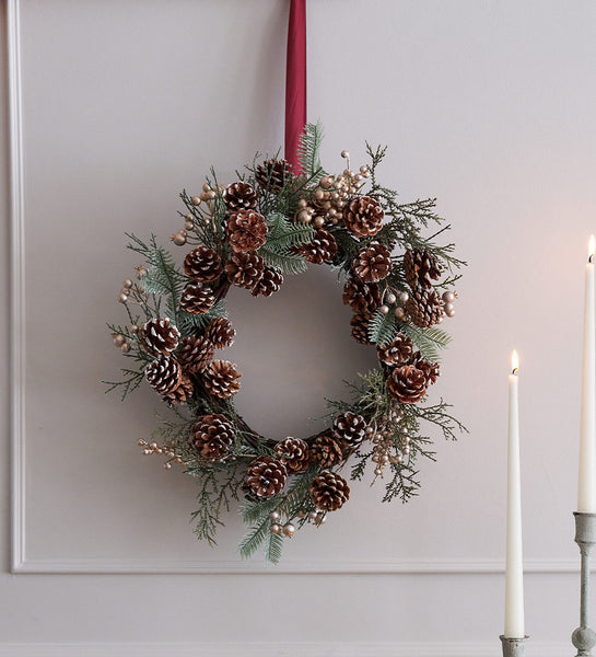 FauxFir_Cone_GoldBerryWreath_L