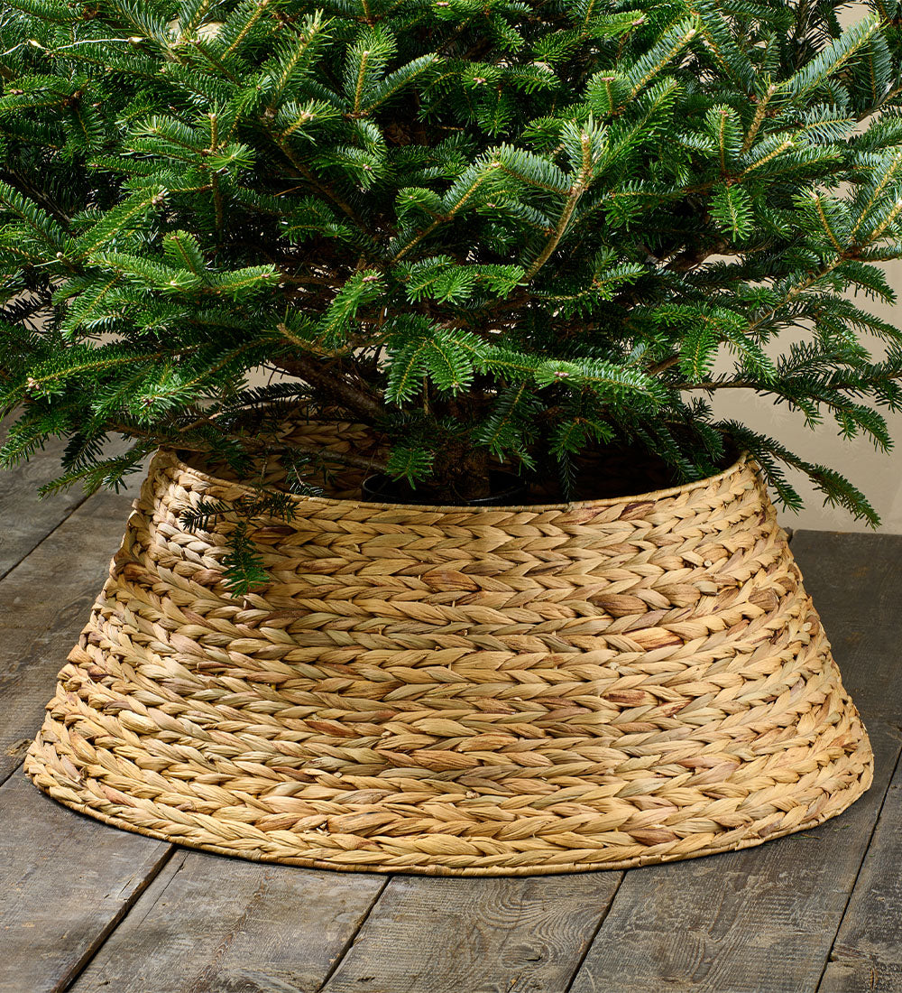 Natural Rani Tree Skirt