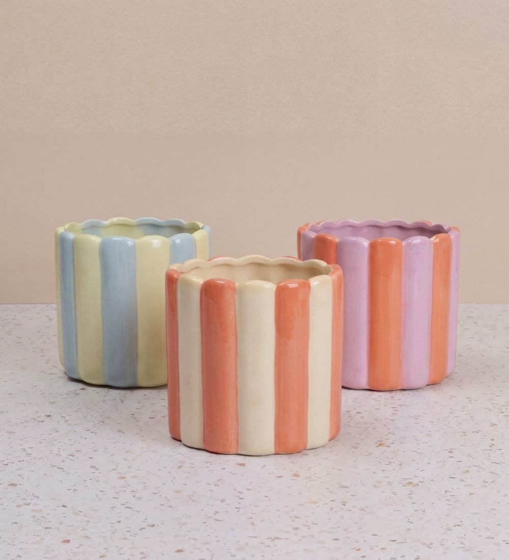 Striped Scallop Ceramic Pot