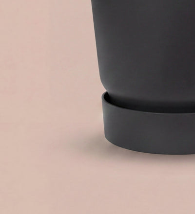 Black Elho Greenville Pot