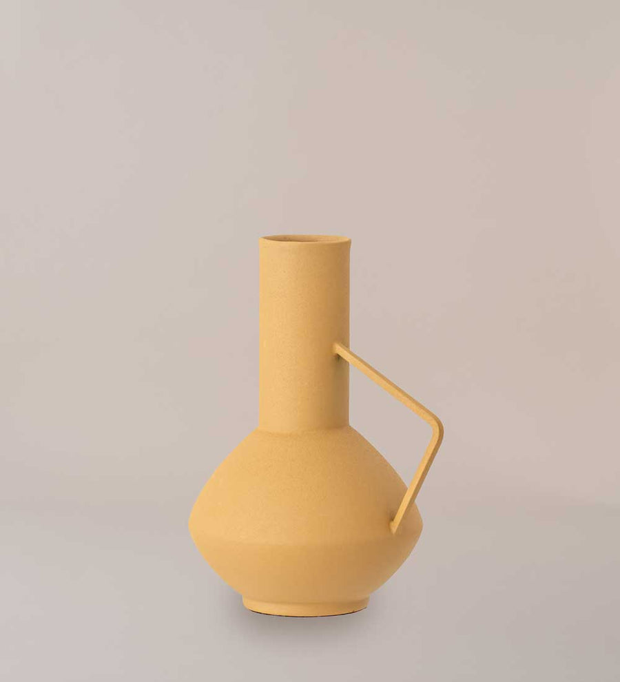 Irine Vase
