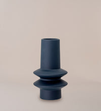 Isold Vase (navy) Image