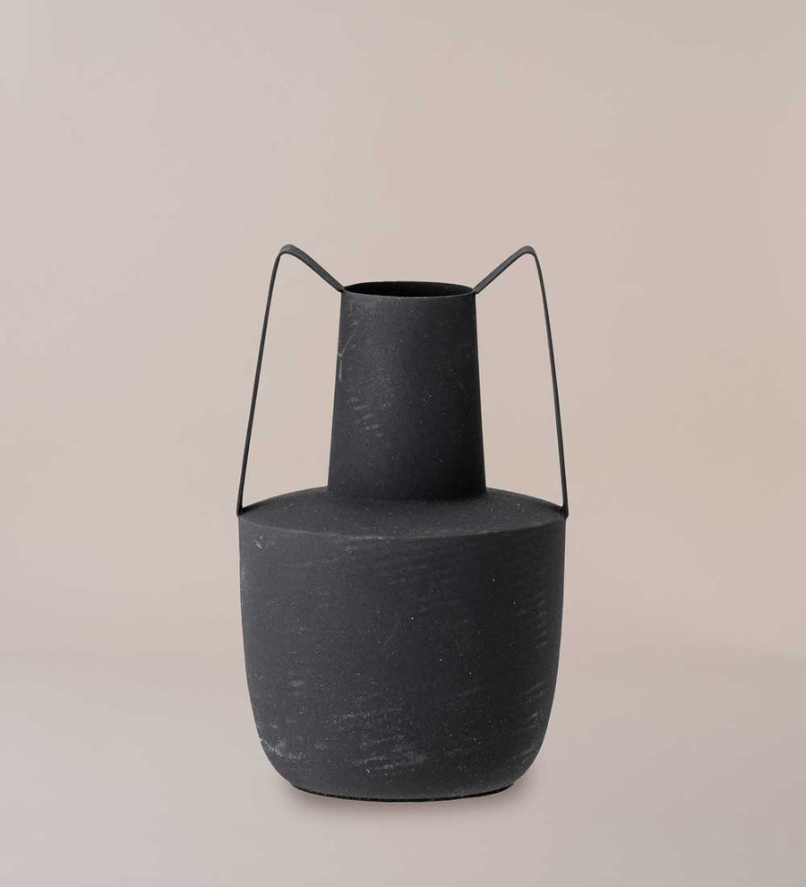 Itamar Vase