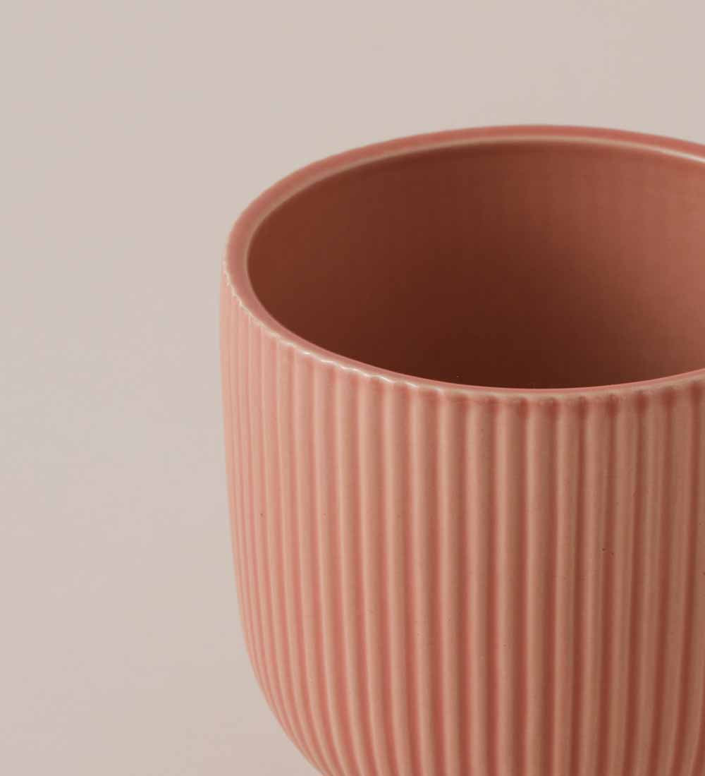 Ribbed Ceramic Pot