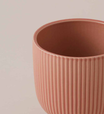 Pink Ribbed Ceramic Pot (13cm)
