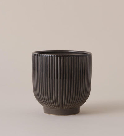 Grey Ribbed Ceramic Pot (13cm)