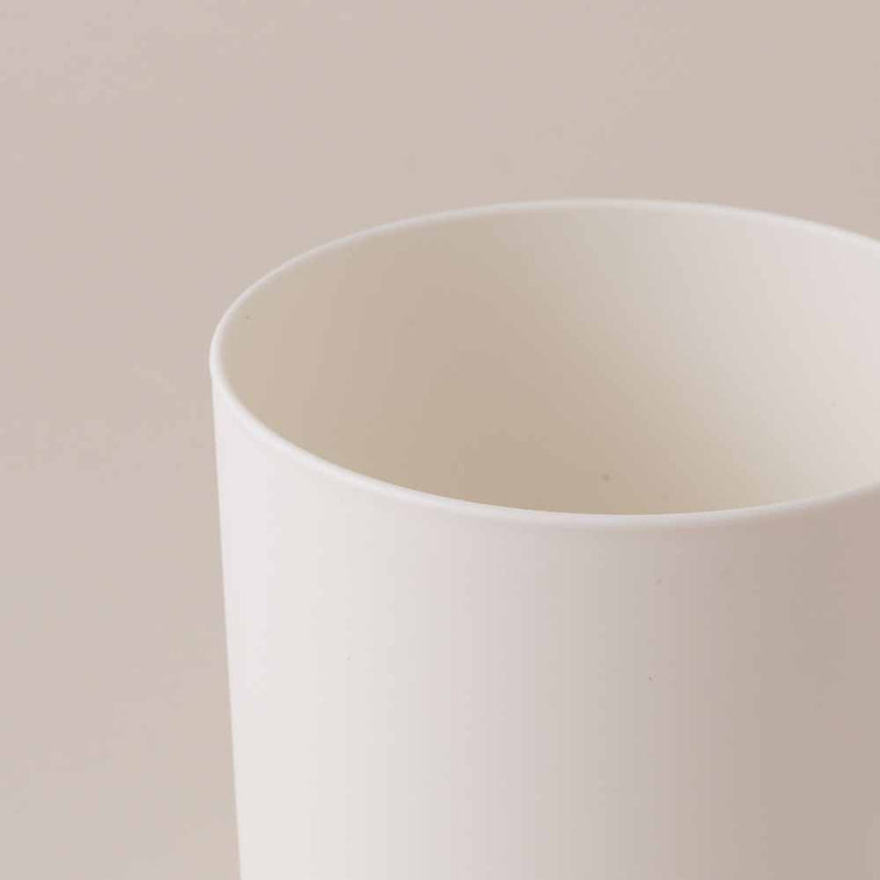 White Matt Pot