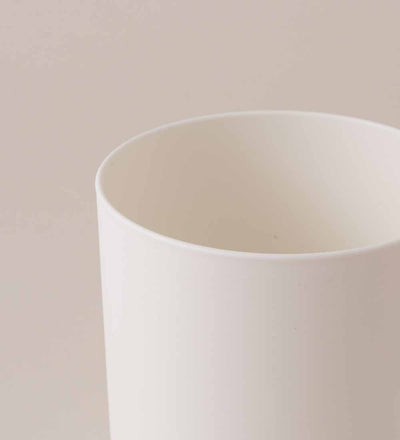 White Matt Pot