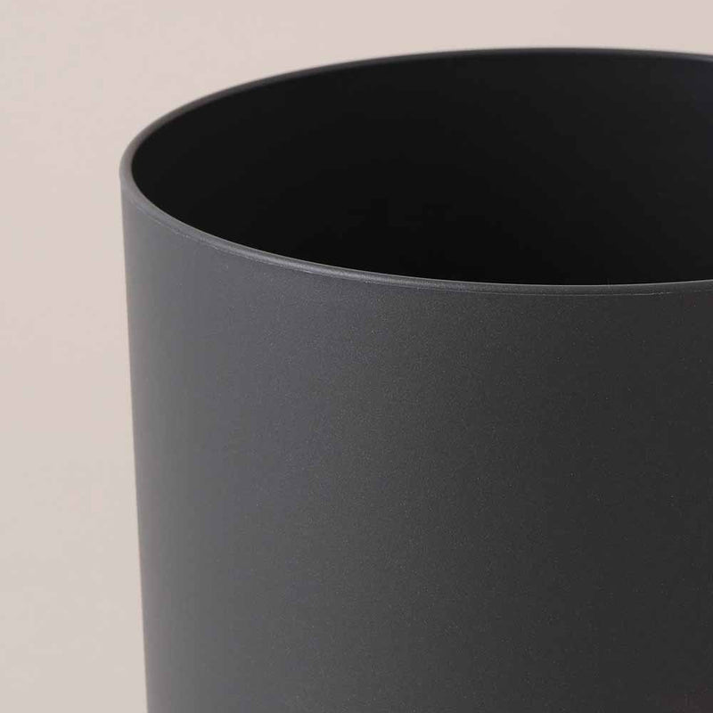 Dark Grey Elho Matt  Pot (22cm)