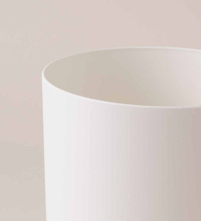 White Matt Pot