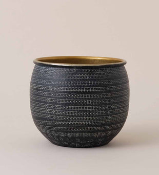 Nkuku Tembesi Etched Planter (20cm)