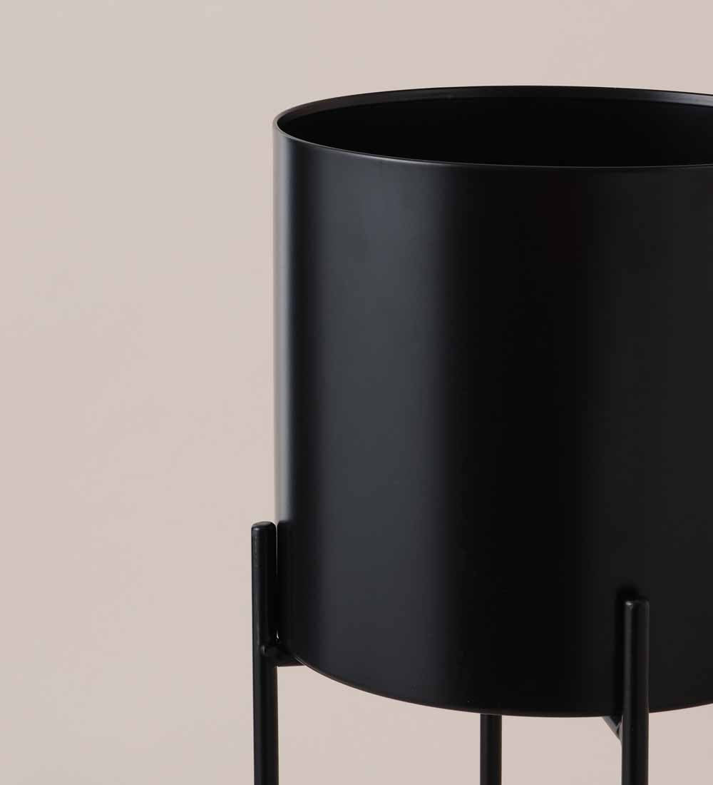Black Hübsch Planter with Stand