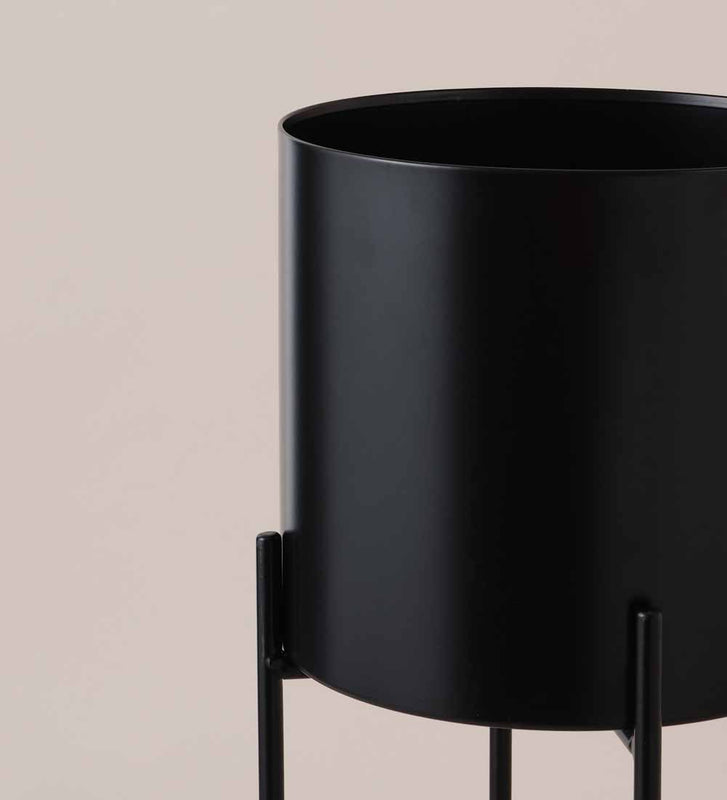 Black Hübsch Planter with Stand