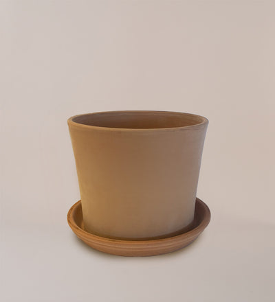 Contemporary Terracotta Pot with Saucer (16cm)